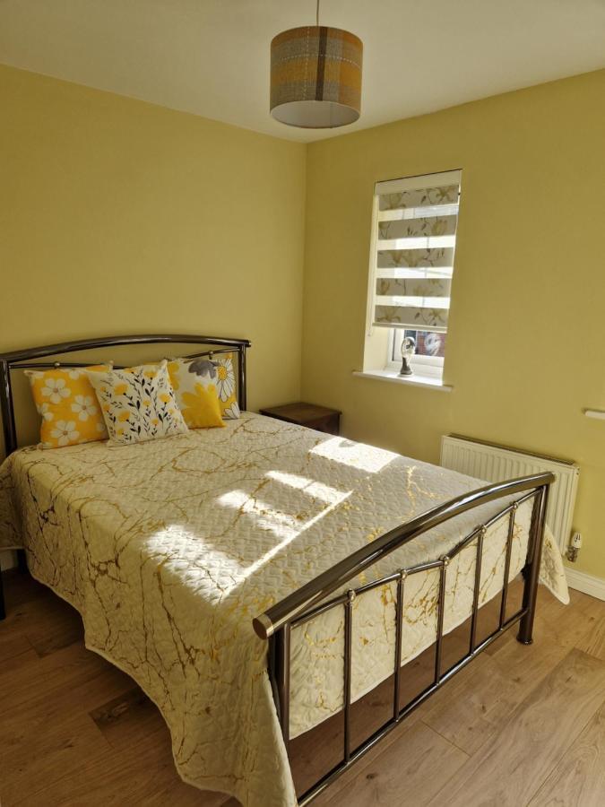 Private Room Manchester Exterior photo